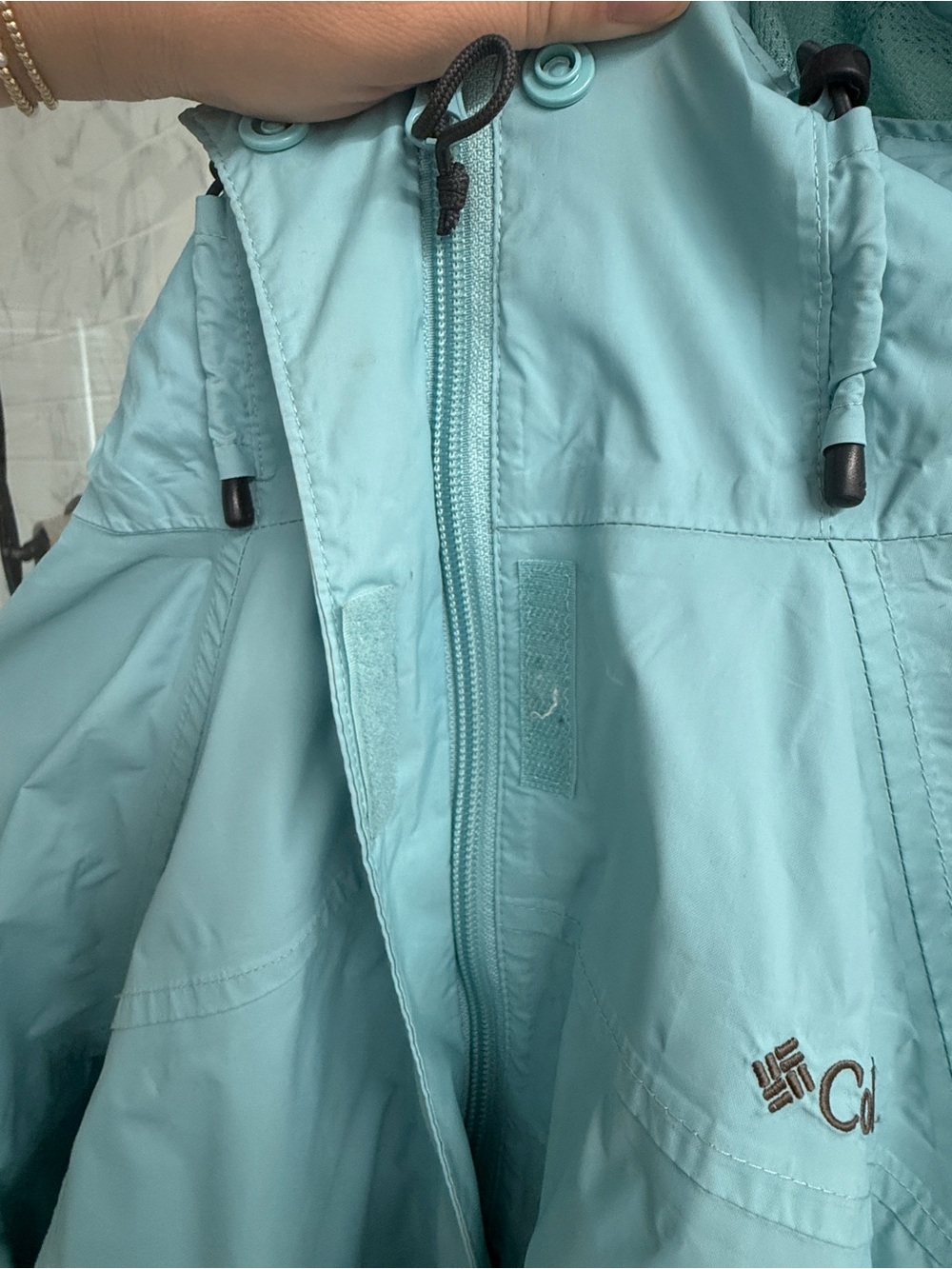 Columbia Women's Rain Jacket- Size Large - Picture 7 of 12